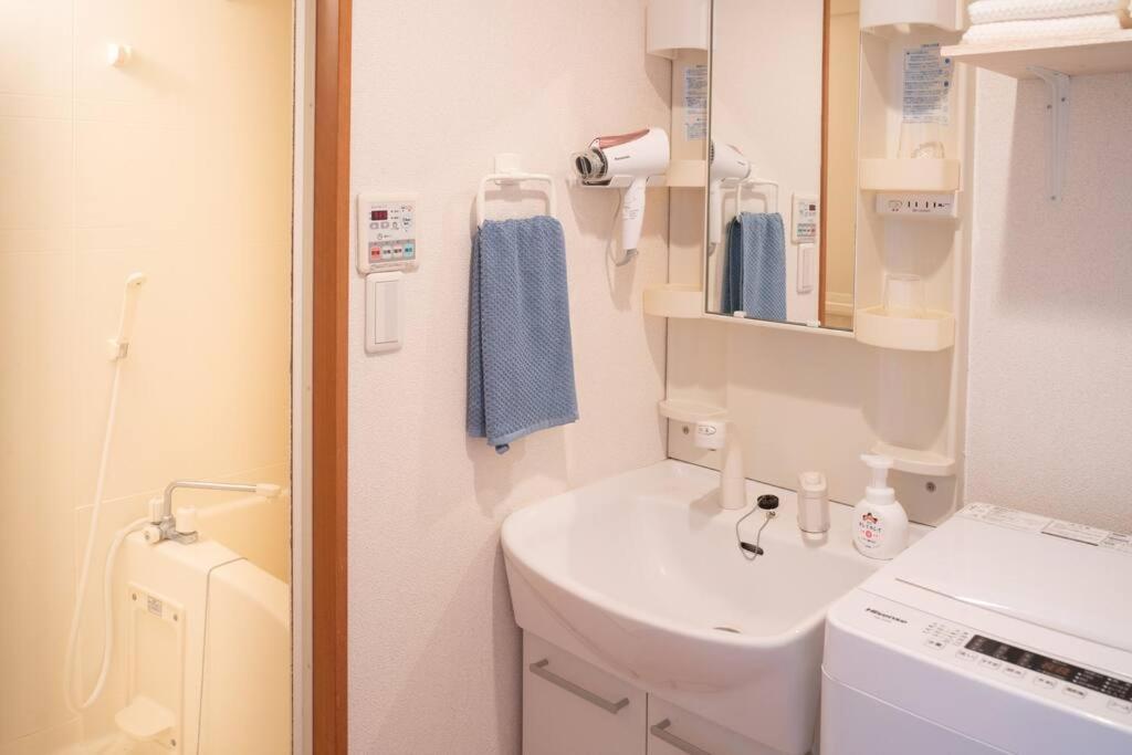 新宿一站5分钟-酒馆购物街-安静品质公寓-直达皇居秋叶原-104 Токио Екстериор снимка